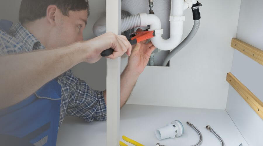Professional clogged toilet repair in Old Appleton, MO